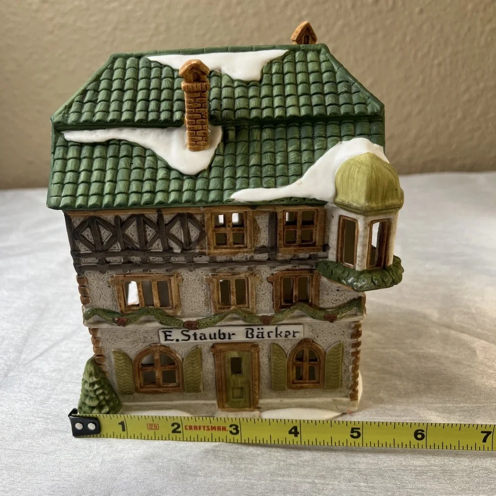 1986 Dept 56 Heritage Village Alpine Village E. Staub Bäcker Porcelain House